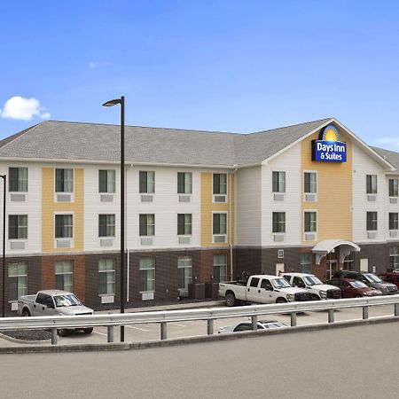 Days Inn & Suites By Wyndham Belmont Екстериор снимка